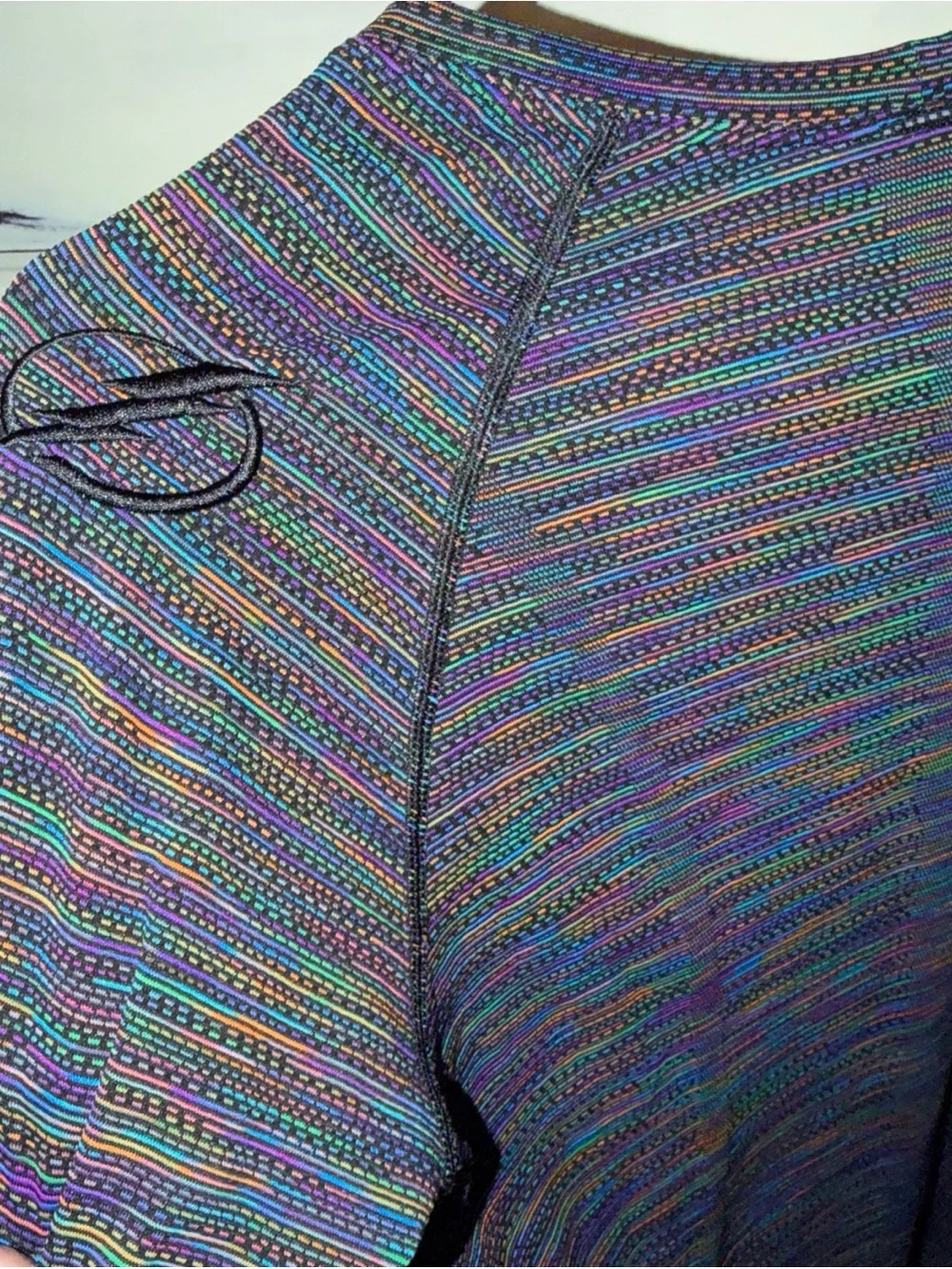 Lululemon Swiftly Tech Long Sleeve 2.0 Black / Rainbow Rare Limited Edition 10